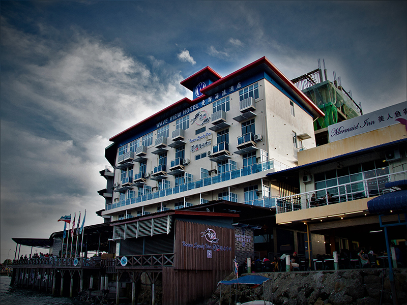 Wave View Front