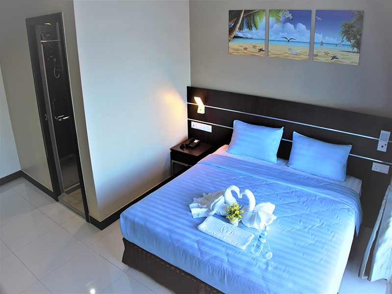 Wave View Hotel Room3